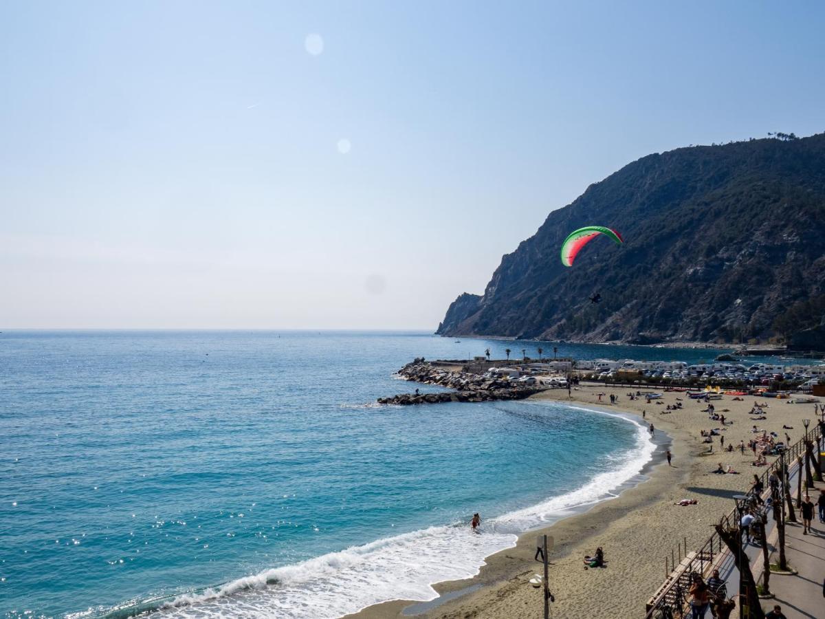 Giaella Sea View Apartment Monterosso al Mare Luaran gambar